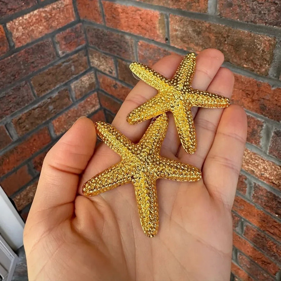 Zara Star Gold Starfish Earrings&Necklace Set - Picture 8 of 17